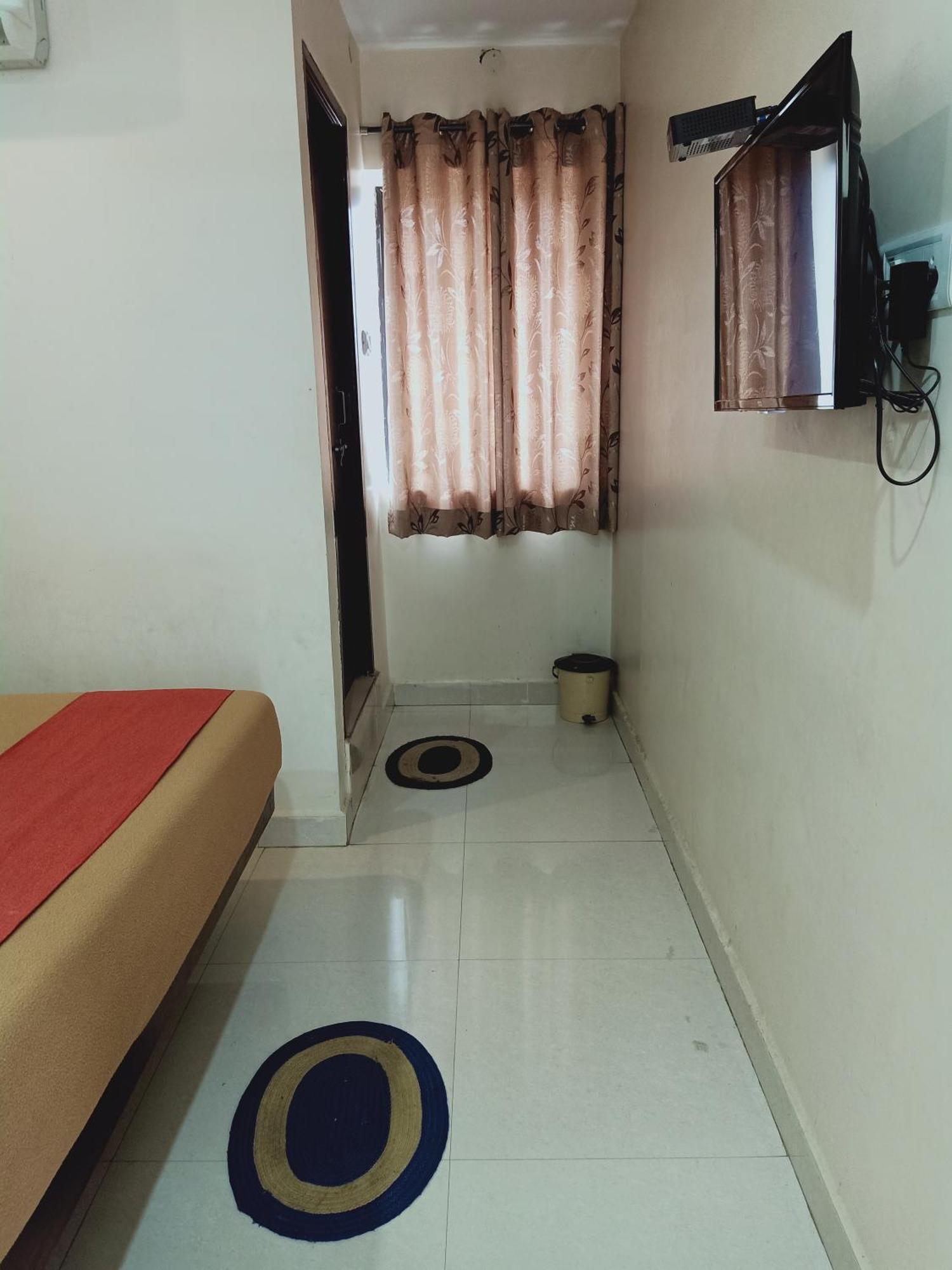 Hotel Neem Tree Hyderabad Airport 샴샤바드 외부 사진