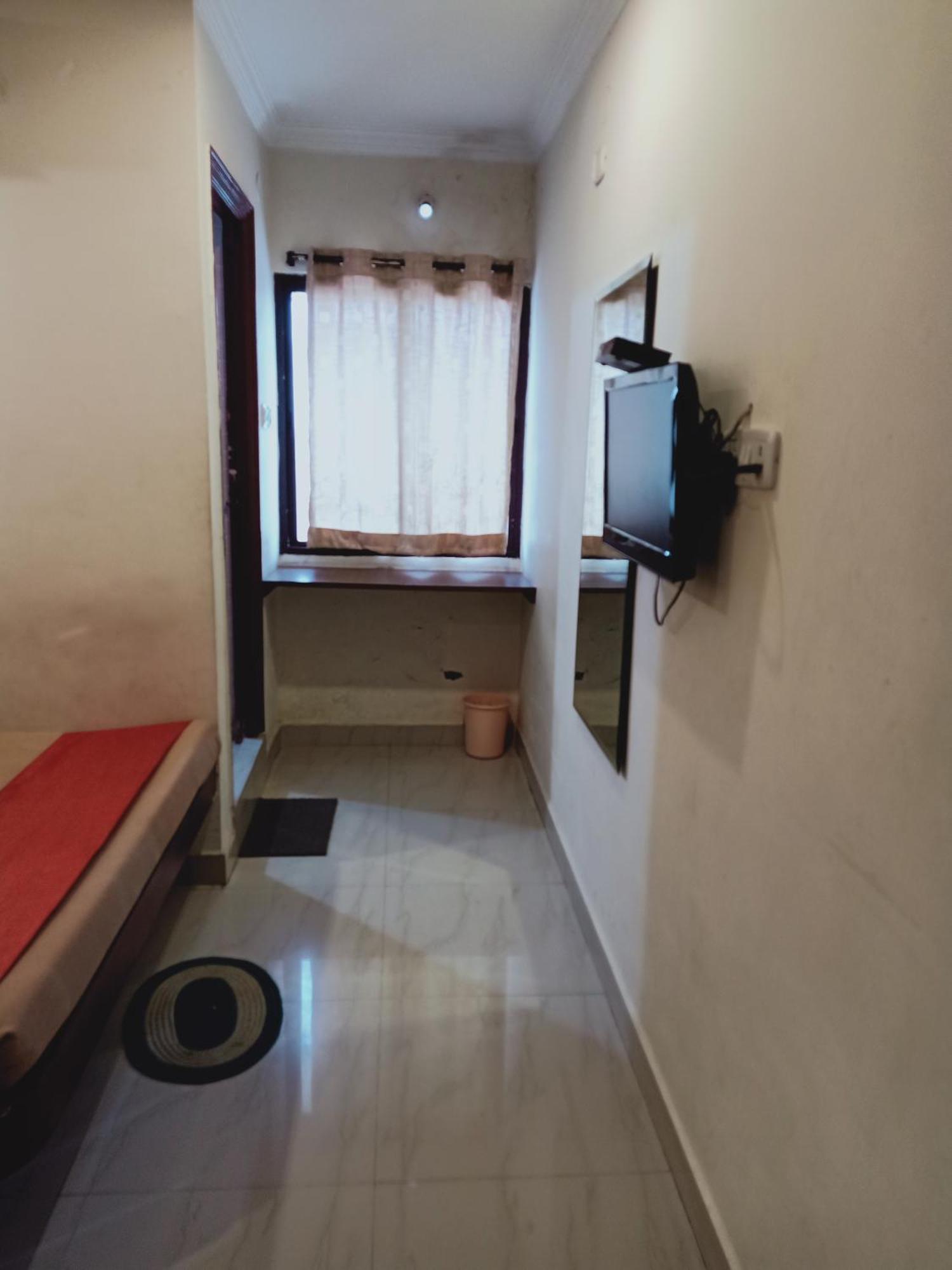 Hotel Neem Tree Hyderabad Airport 샴샤바드 외부 사진